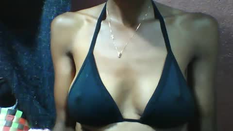 lovaelisa online show from January 11, 7:03 am