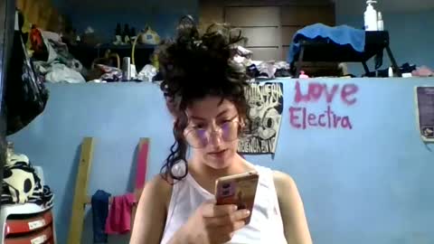 love_electra online show from October 26, 3:01 pm