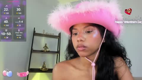 Snapshot of lovecurls_ chatting on January 12, 3:49 am Luna online show from January 12, 3:49 am