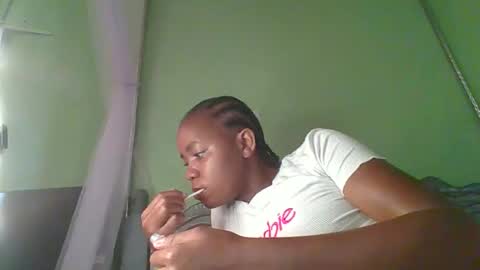 lovegal335 online show from February 4, 7:34 am