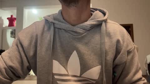 Loveisperfect online show from December 17, 7:31 pm