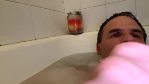 getnaked123 online show from April 9, 9:31 pm