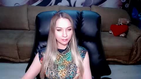 private open online show from November 15, 4:41 pm