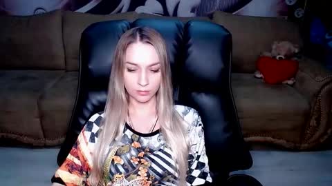 private open online show from September 29, 4:50 pm