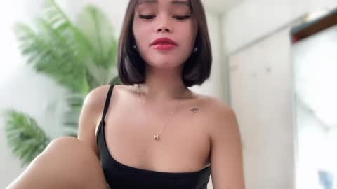 lovely_cittie18 online show from May 20, 3:36 am
