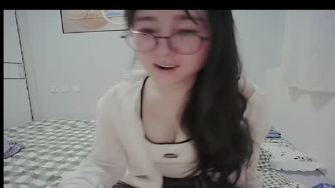 DANA KIM online show from April 27, 2:58 pm