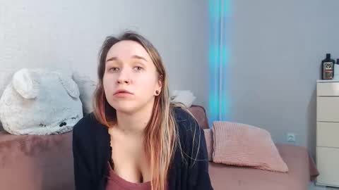 Lovely Hayley online show from February 7, 11:41 pm