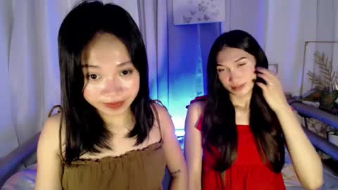 lovely_lianne online show from February 9, 7:23 am