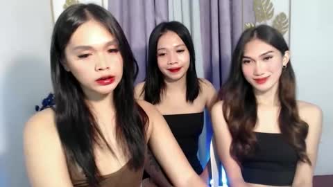 lovely_lianne online show from December 4, 2:27 pm