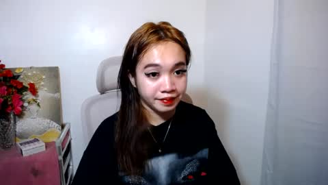 lovely_lianne online show from July 18, 2:57 am