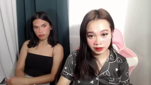 lovely_lianne online show from June 22, 1:44 am