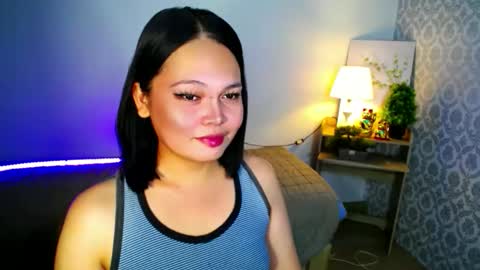 Snapshot of lovely_mara69x chatting on October 10, 8:53 am lovely_mara69x online show from October 10, 8:53 am