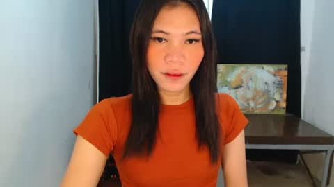 Snapshot of lovely_nekaxoxo chatting on October 20, 1:54 am neka online show from October 20, 1:54 am
