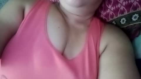 Snapshot of lovely_orchid chatting on December 25, 5:37 am lovely_orchid online show from December 25, 5:37 am