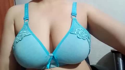 katrina follow me guys online show from October 30, 3:40 am