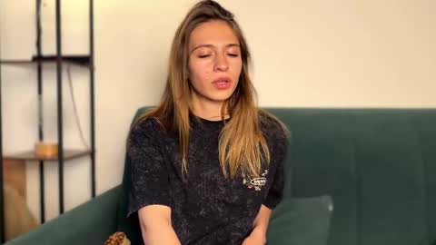 Kate only online show from June 2, 2:30 pm