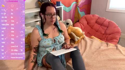 Lilith online show from December 7, 3:03 pm