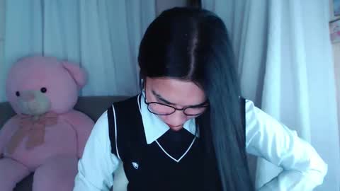 lovelymae18 online show from December 3, 12:44 pm