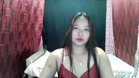 lovelypinay2 online show from February 16, 11:27 am