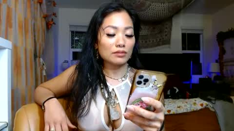 lovelyxmacii online show from November 20, 1:15 am