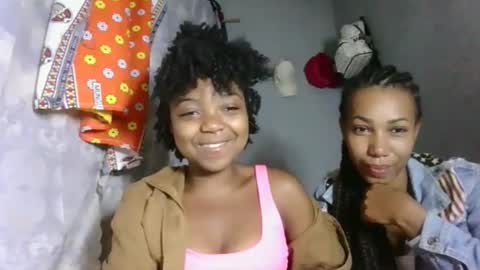 lovemarie08 online show from April 8, 3:59 pm