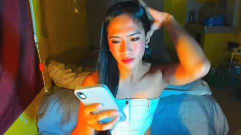 pauleen online show from June 25, 3:36 am