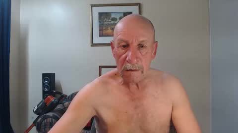 Snapshot of lovesblackazz chatting on September 14, 1:52 am Lovesblackazz online show from September 14, 1:52 am