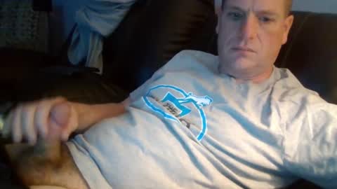 lovetocum37 online show from March 11, 2:21 am