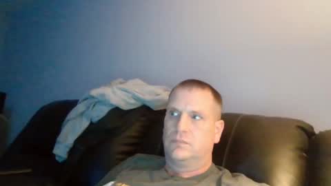 lovetocum37 online show from February 12, 4:12 am