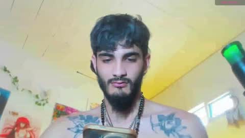 lovexjuxn77 online show from January 13, 7:32 pm