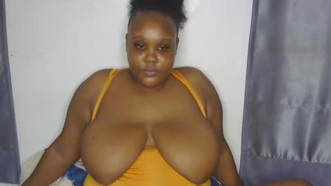 loveytiana online show from March 30, 7:14 pm