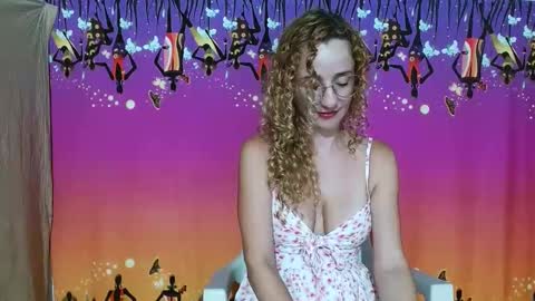 loving  online show from October 25, 3:29 am