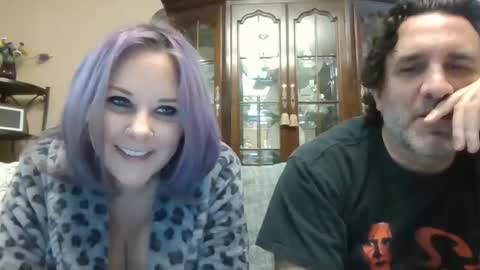 lovleybutwild online show from December 2, 12:42 am