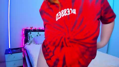 lovly_vixen online show from November 20, 7:11 pm