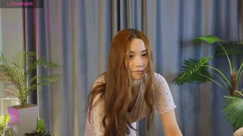 lowkeywild_ online show from June 4, 5:02 am