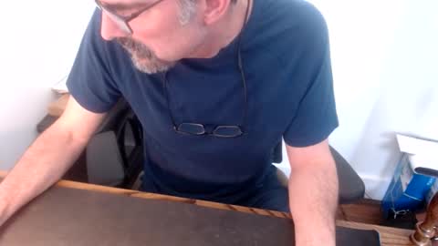 lreed090 online show from April 7, 8:44 pm