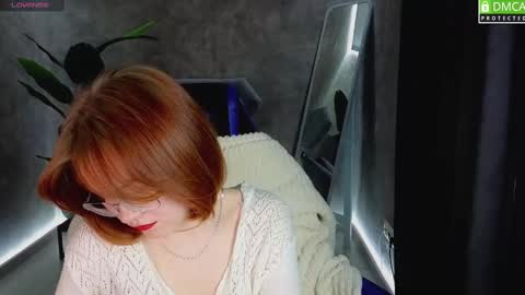 Snapshot of lu_muon chatting on February 13, 4:22 am lu_muon online show from February 13, 4:22 am