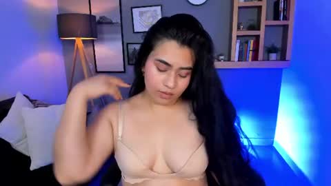 Lu online show from June 19, 10:16 pm