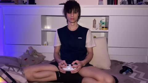 luan online show from November 14, 4:42 pm