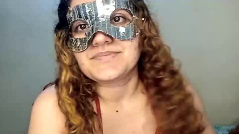 Snapshot of luana363 chatting on October 31, 1:50 am luana363 online show from October 31, 1:50 am