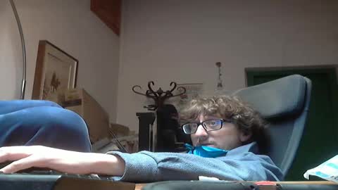 Snapshot of luca78_78 chatting on October 12, 12:09 pm luca78 online show from October 12, 12:09 pm