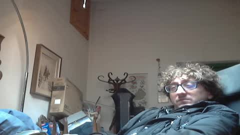 Snapshot of luca78_78 chatting on March 8, 9:06 am luca78 online show from March 8, 9:06 am