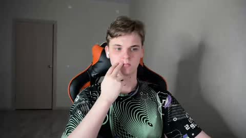 Lucas Gill online show from January 16, 6:48 pm