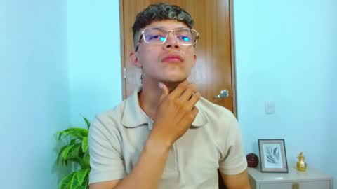 Lucas Luxx online show from February 26, 6:11 pm