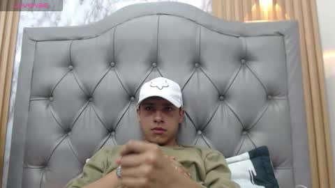  LUCAS RIVAS  online show from February 13, 12:14 am