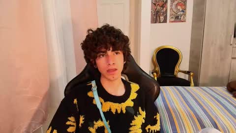 lucas_xo online show from November 2, 6:24 am