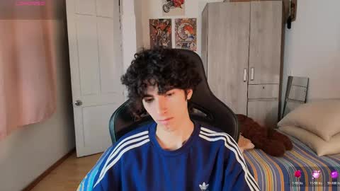 lucas_xo online show from April 14, 10:46 pm