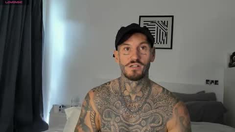 lucasexclusive online show from January 16, 6:44 am