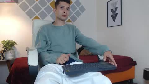 LucassSmith11 online show from February 22, 3:14 pm