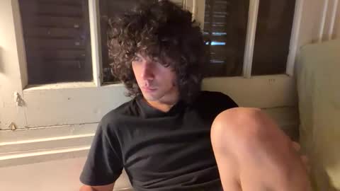 lucca online show from November 19, 2:11 am